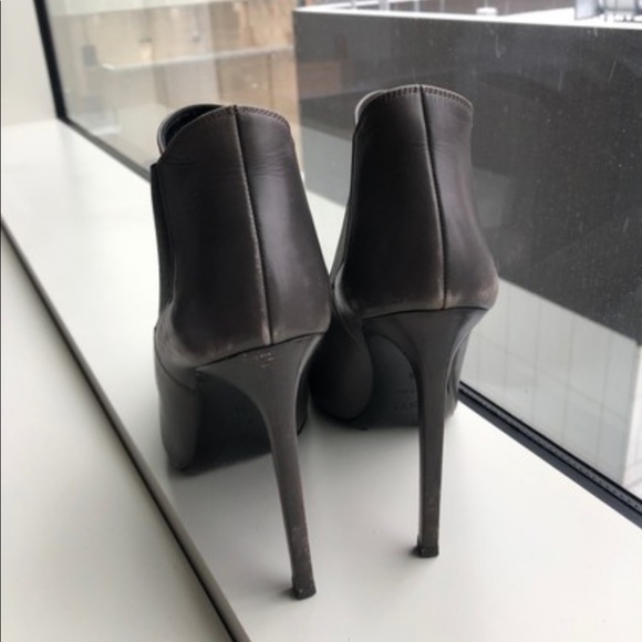 Saint Laurent Pointed Booties - Picture 10 of 12